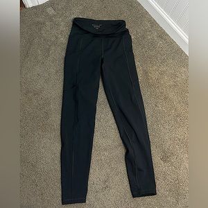 American eagle black everything pocket leggings